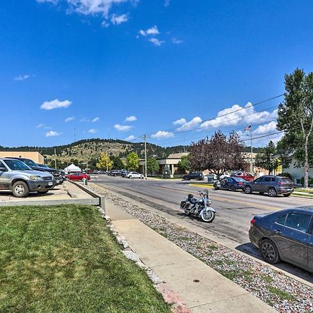 Centrally Located Sturgis Apt On Main St With Garage Exterior foto